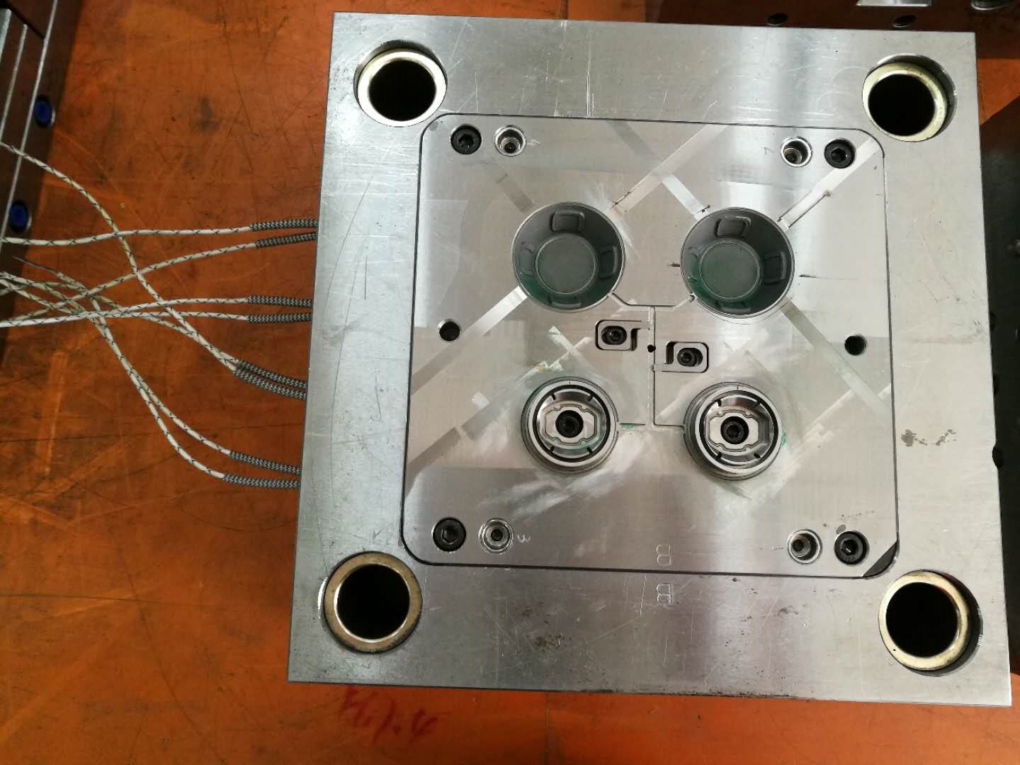 LSR medical parts mould